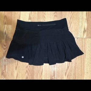 Lululemon skirt - never worn!